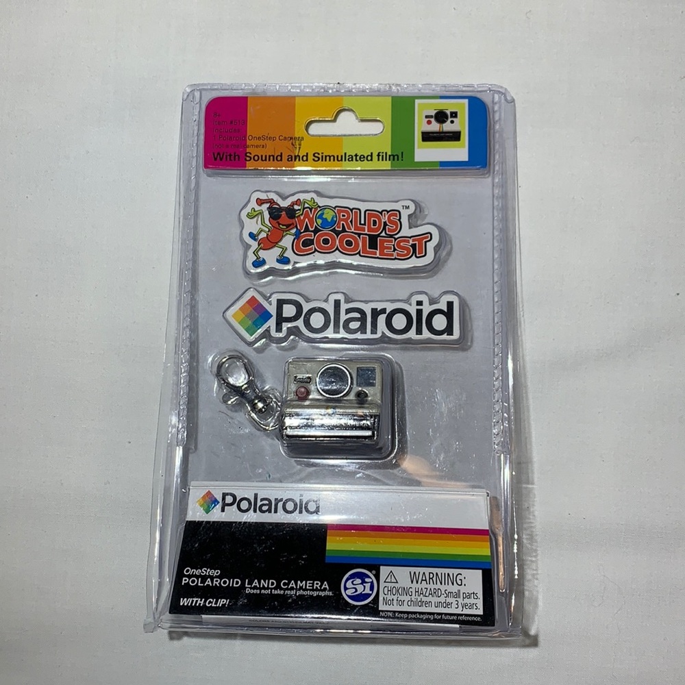 Polaroid toy camera NWT